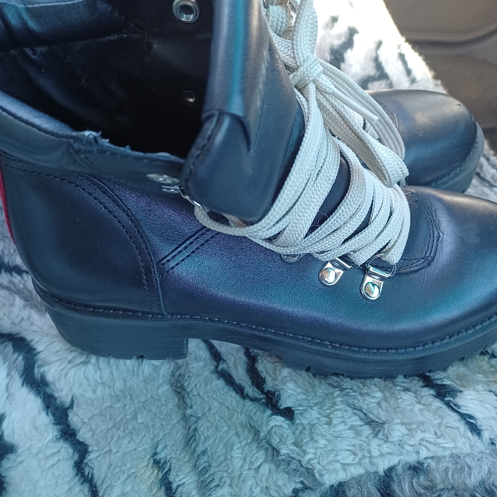 STEVE MADDEN WOMEN LEATHER ANKLE BOOTS - Picture 5 of 12